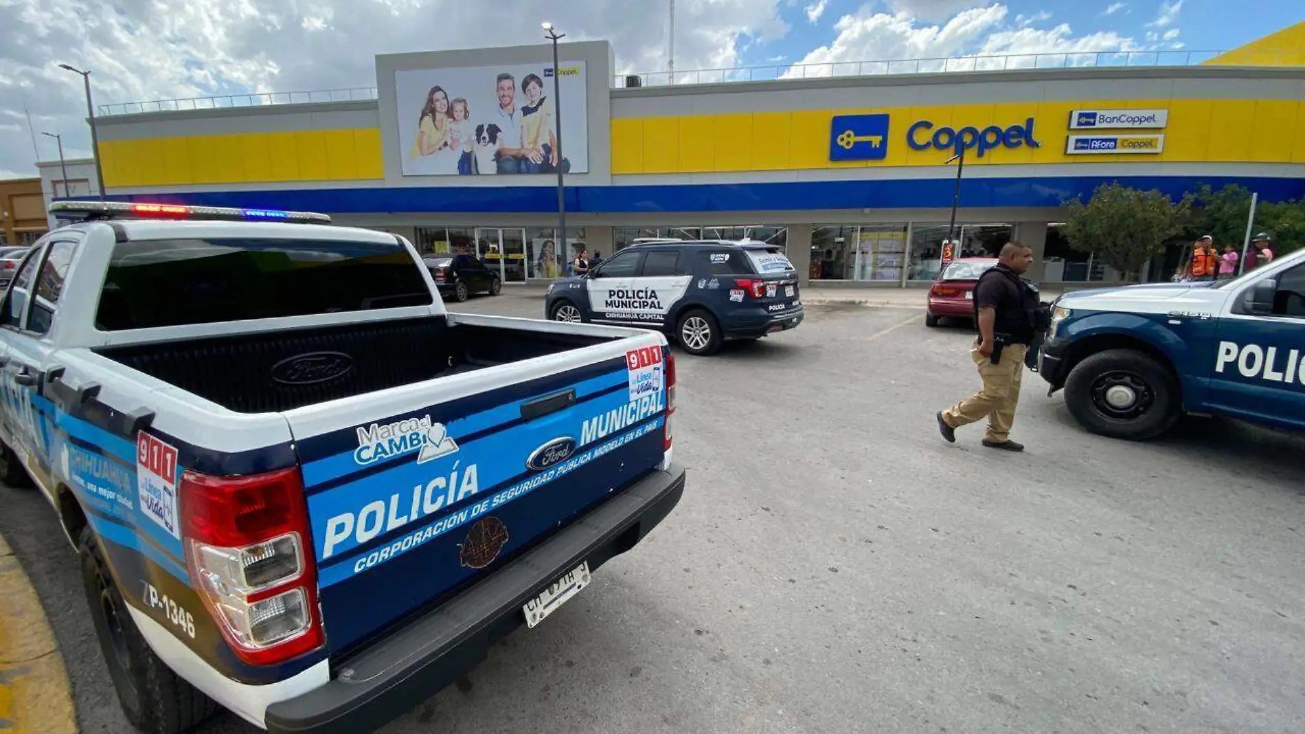 Movilización Coppel patrullas